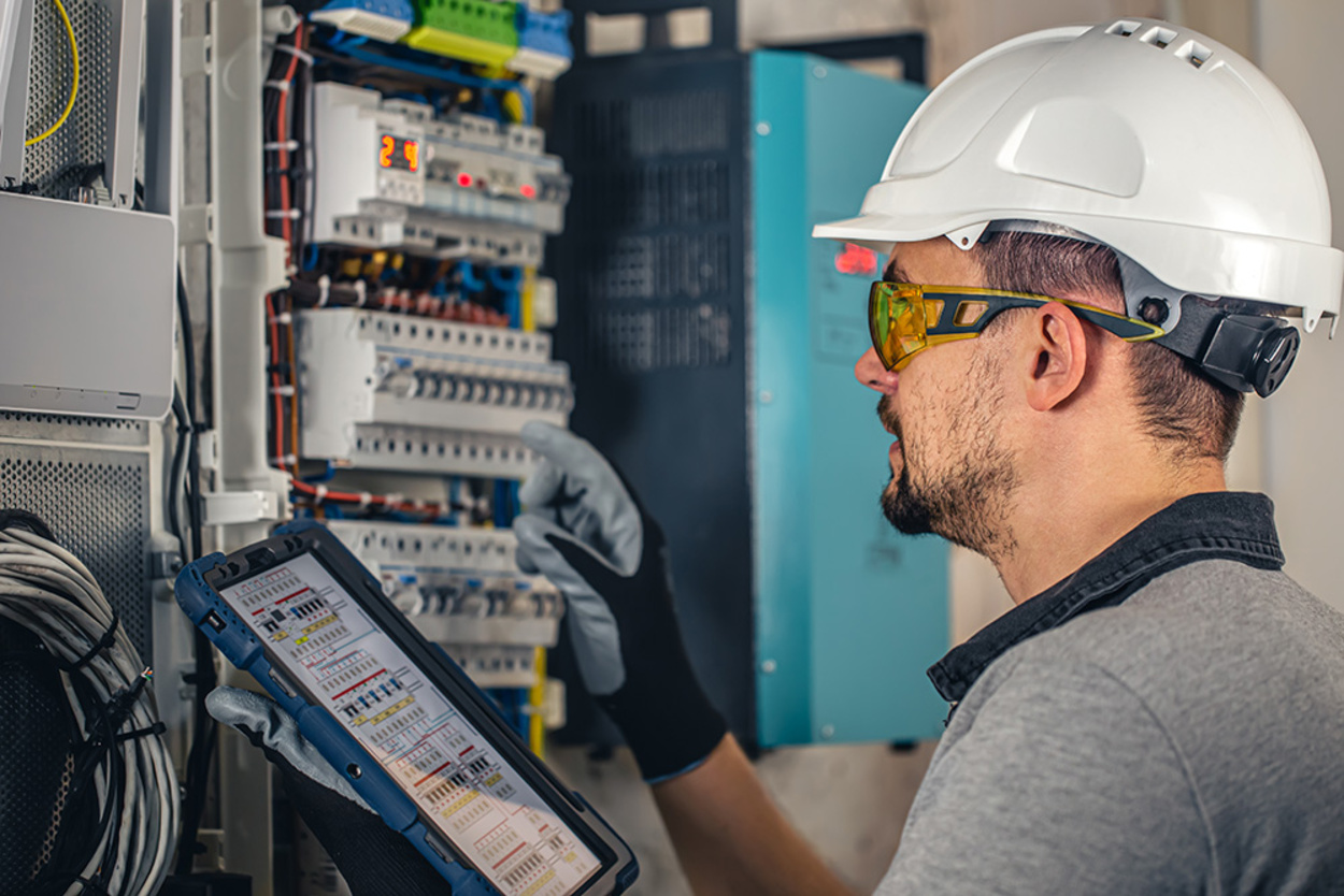 Industrie und Gewerbe bei Elektro Zimmermann GmbH in Aschaffenburg