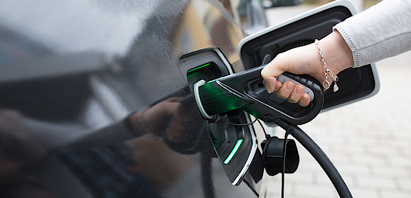 Elektro­mobilität bei Elektro Zimmermann GmbH in Aschaffenburg