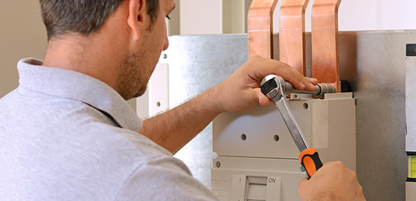 Nieder­spannungs­anlagen bei Elektro Zimmermann GmbH in Aschaffenburg