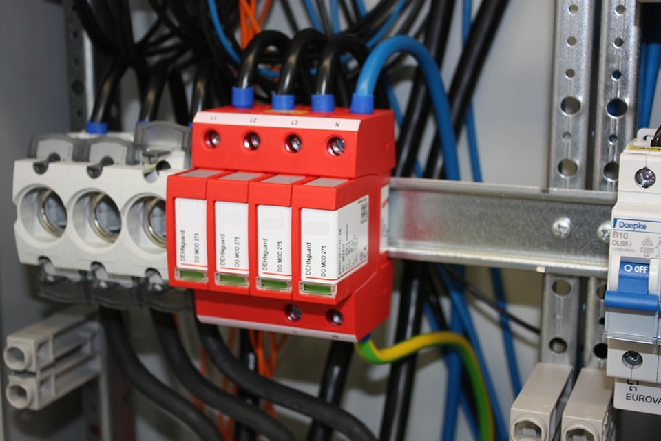 U berspannungsschutz bei Elektro Zimmermann GmbH in Aschaffenburg